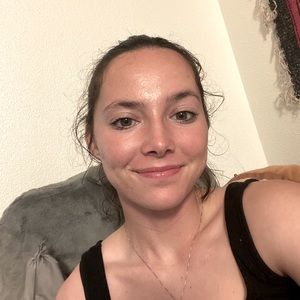 Meet your Posher, Madalyn